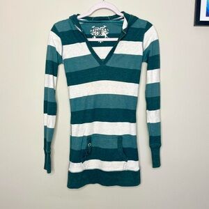 Vintage 2000s green striped hoodie by Denim & Co ☘️